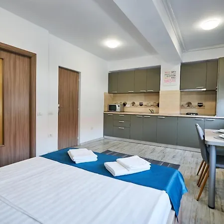 Comfy Place Seaview Mamaia Nord * ナボダリ